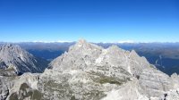 ..Dreischusterspitze..die wäre auch einen Ausflug wert..