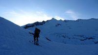 ..Heute dann perfektes Wetter für den Gipfel..bereits vor der Hütte konnten wir unser Ziel sehen..