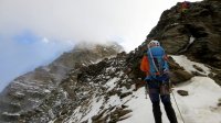 ..leider gingen die Hoffnungen nicht in Erfüllung..so kletterten wir bis auf kurze Sonnenfenster die meiste Zeit im Nebel..