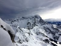 ..Blick nach Osten..der Dachstein wieder mal im Nebel..