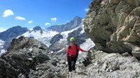 ..beim Abstieg zum unteren Teil des Schaligletscher..im Hintergrund das Zinalrothorn..