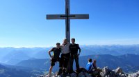 Fam. Auer am Gipfel der Bischofsmütze